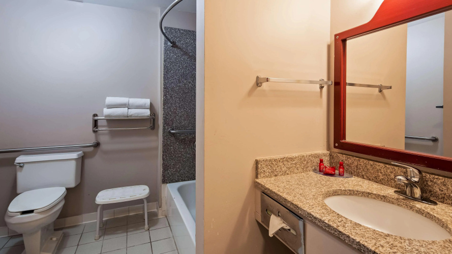 SureStay Plus Hotel by Best Western Auburn photo 12