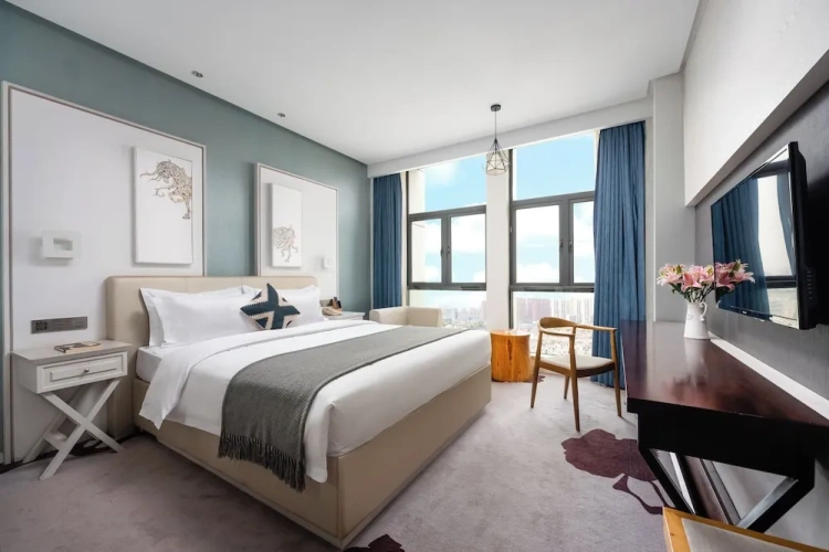 Superior Double room with partial view