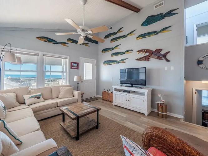 Blue Crab by Topsail Realty