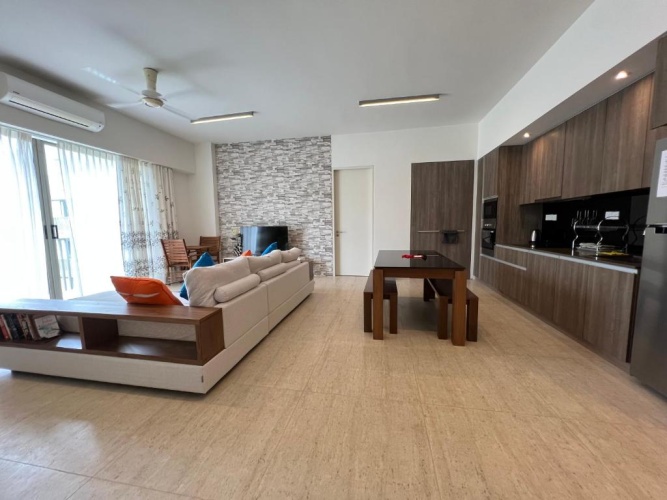 2 Bedrooms Apartment