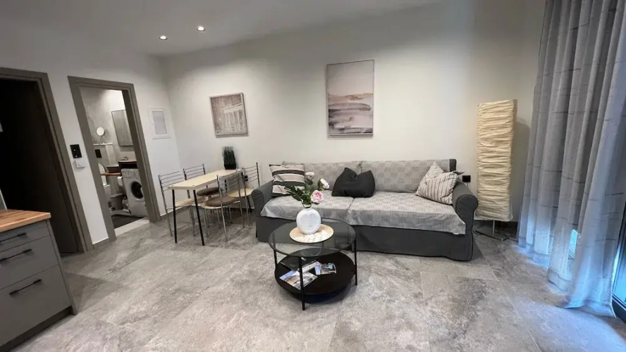 Meliana Homes