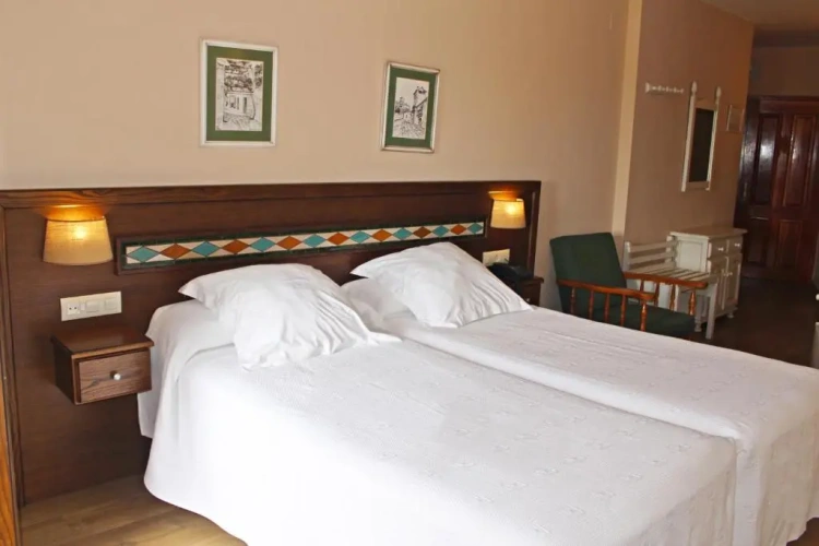 Economy Twin room