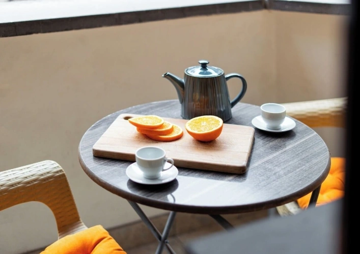 1 Bedroom Economy Apartment with balcony and with courtyard view