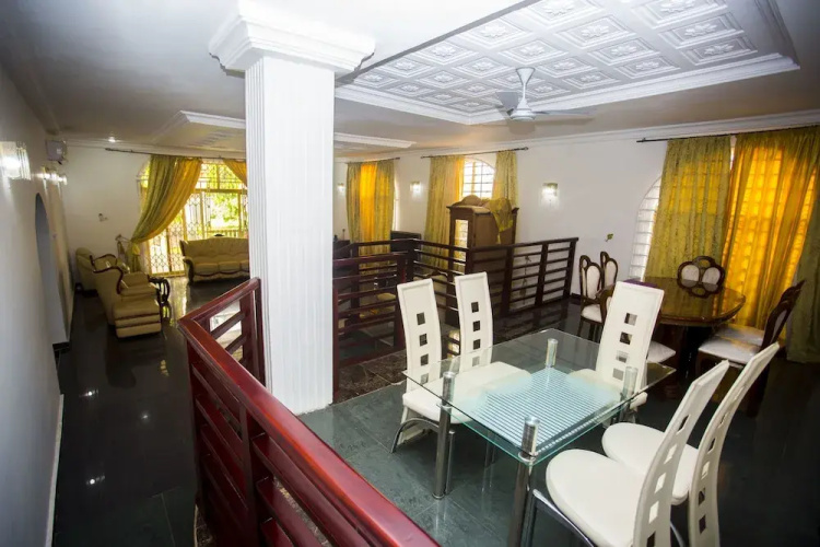 5 Bed- 10 Sleeper Luxury Villa