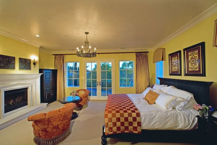 Villa Arden Hills