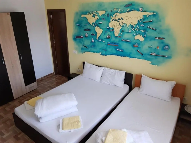 Standard Triple room with balcony