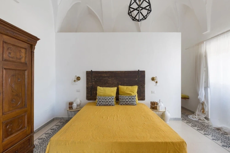 5 Bedrooms Prestige Cottage