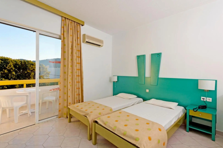 Trianta Hotel Apartments