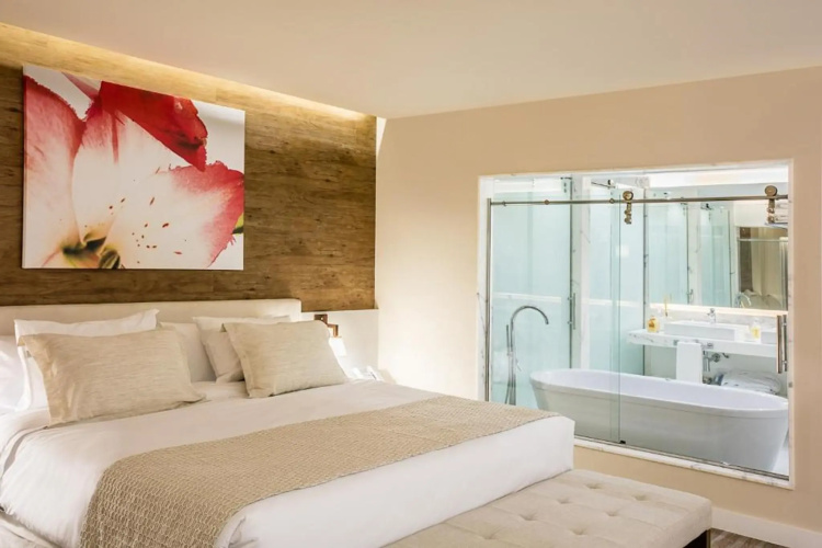 Square Design Hotel
