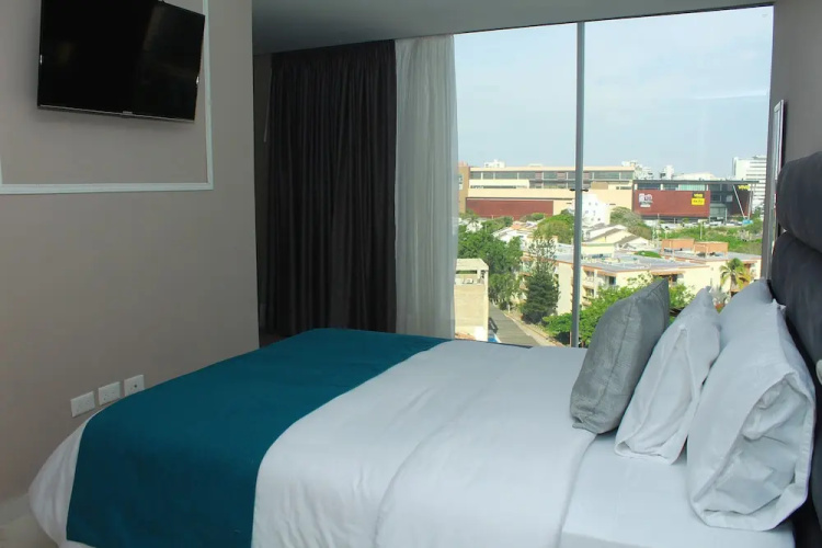 Hotel OR Suites