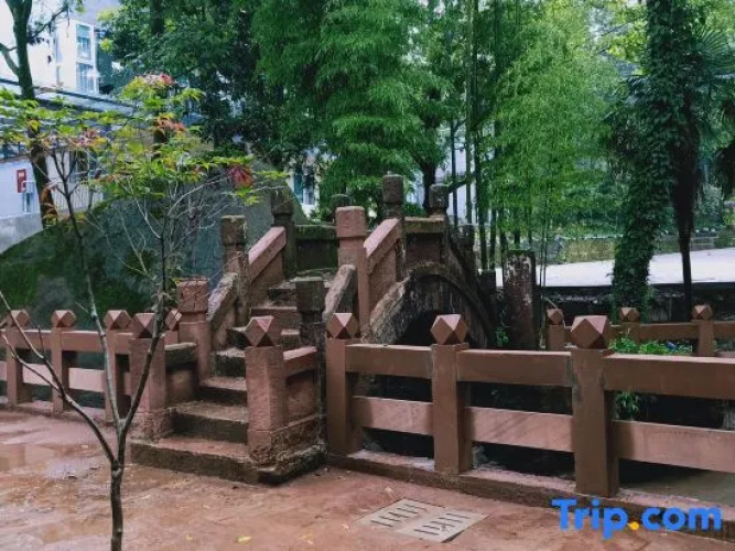 Yindingfeng Hotel
