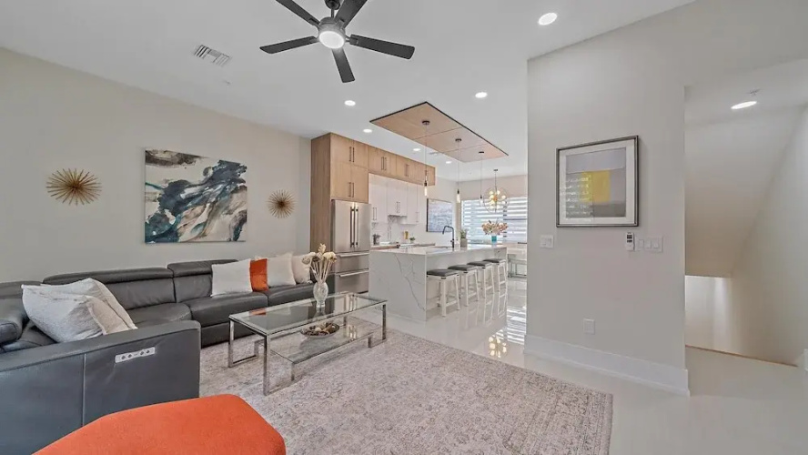Coastal Moderne 2 Bedroom Townhouse