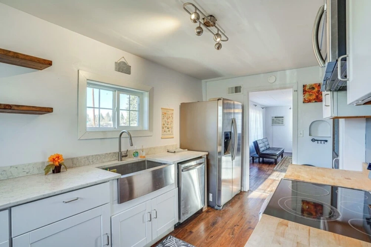 2 Bedrooms Cottage