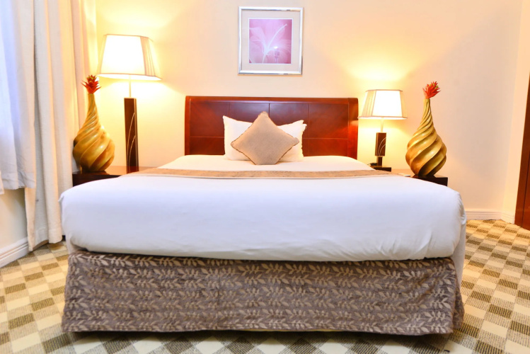 The Manor Hotel