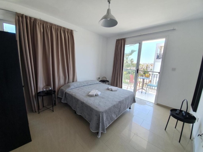 Studio with balcony