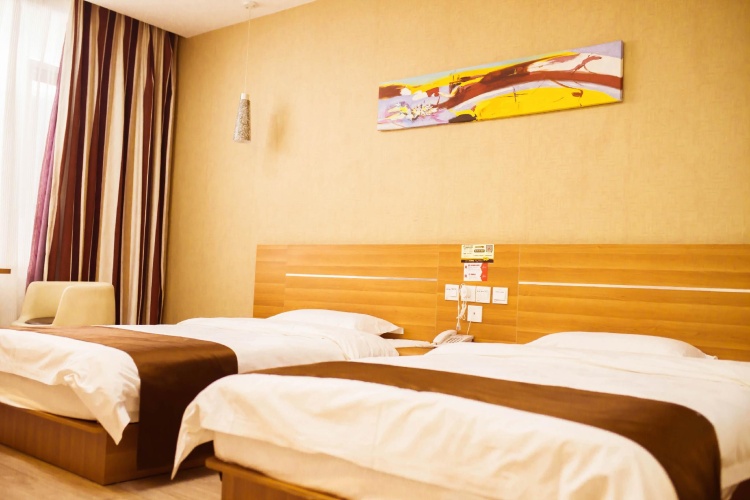 Standard Triple Family Suite