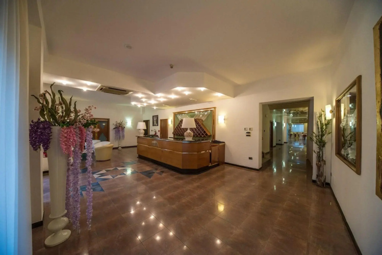 New Petit Hotel