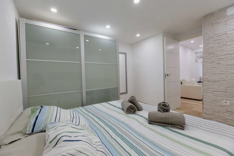 2 Bedrooms Basement Apartment