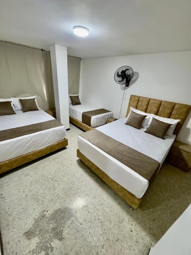 Standard Triple room