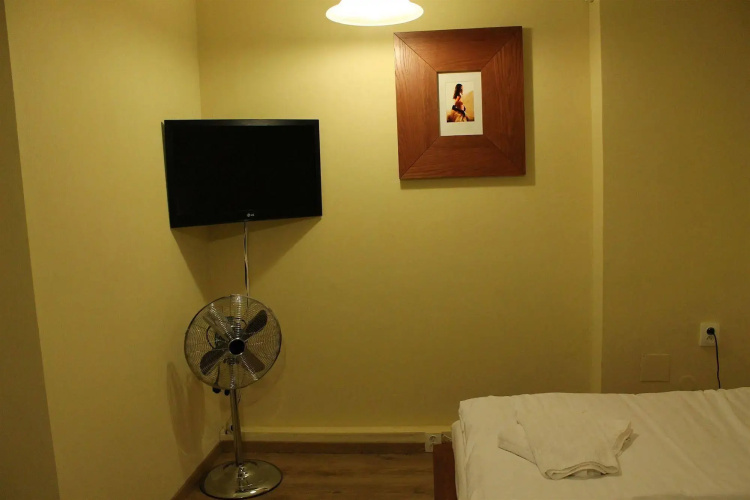Enjoy Inn