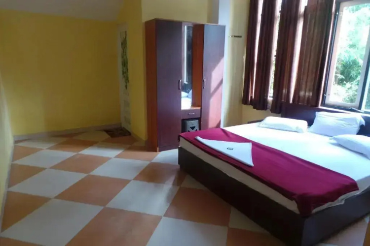 Kanthanpara Resort