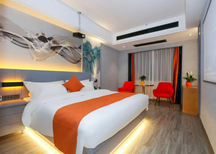 DENNERS Hotel