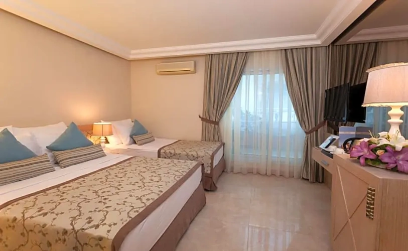 Economy Triple room