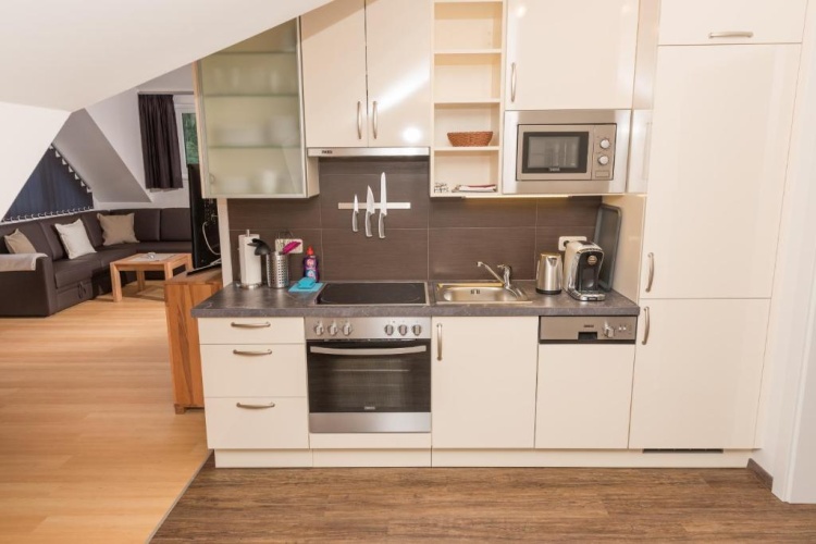 1 Bedroom Penthouse Apartment with balcony
