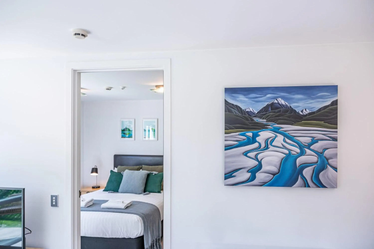 Central Luxury Apartment 114