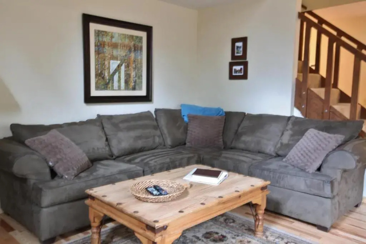 8 Leisure-Hot Tub-3BR/2BA