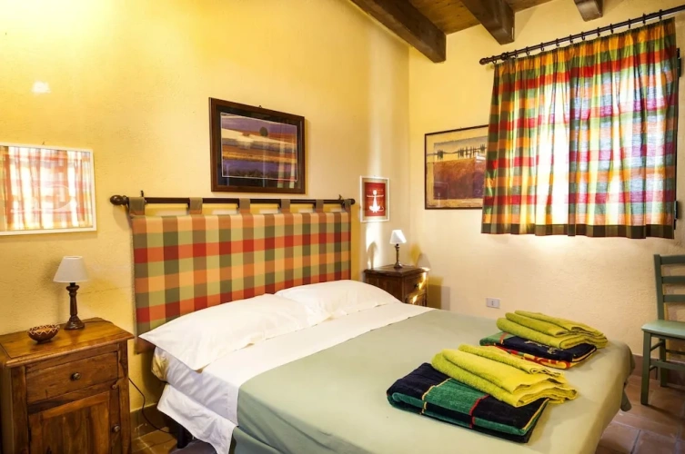 4 Bedrooms Villa