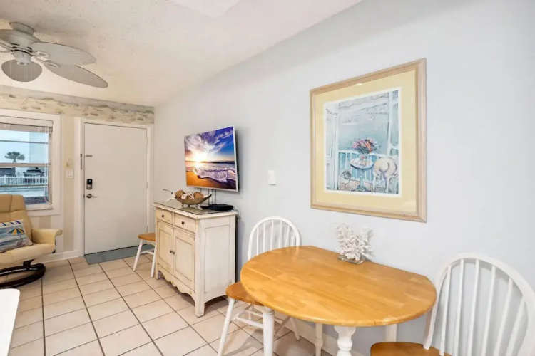 Harbor House 37