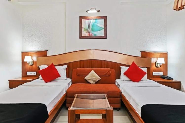 Hotel Royal Empire
