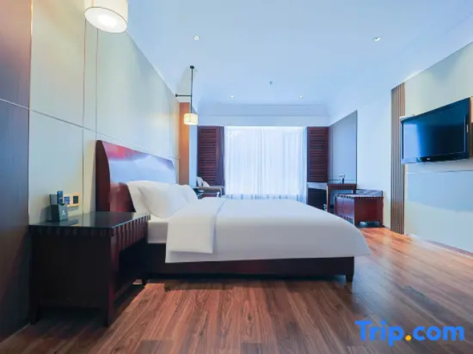 Quadruple Family Suite