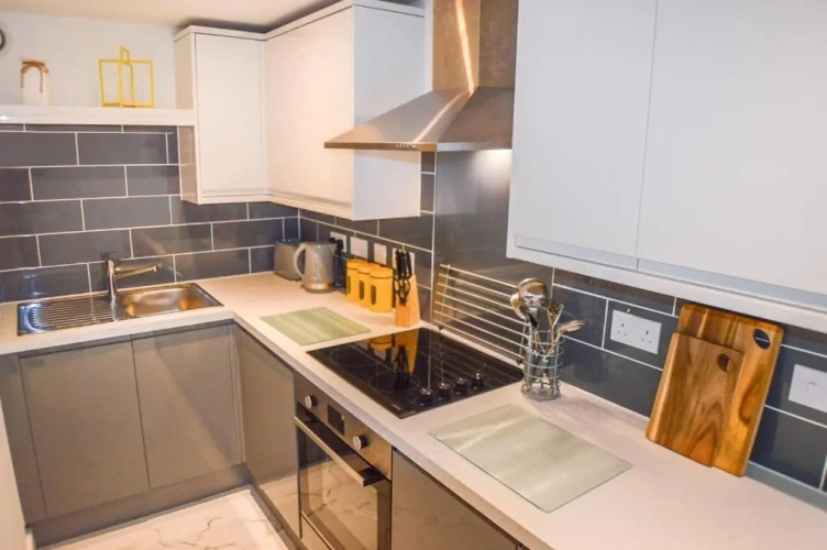 1 Bedroom Apartment