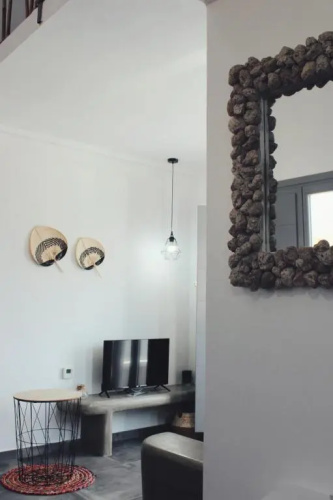 Aeron suites