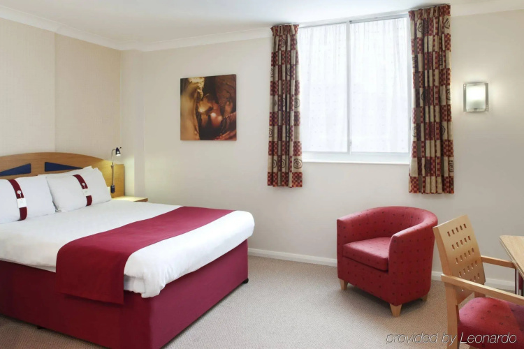 Premier Inn Nottingham City (Chapel Bar)