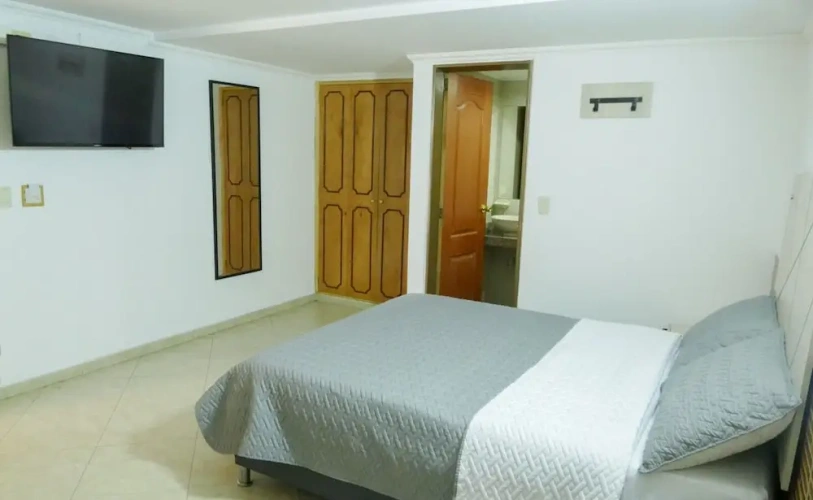 Standard Double room with city view
