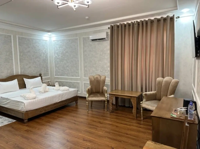 Double Suite