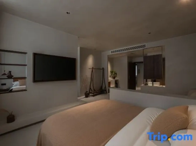 Twin Family Suite