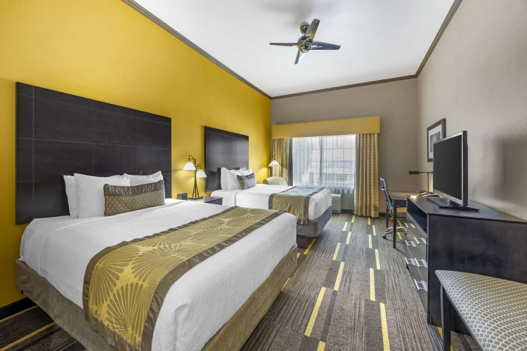 Standard Quadruple room