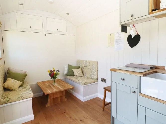 The Laburnum Retreat