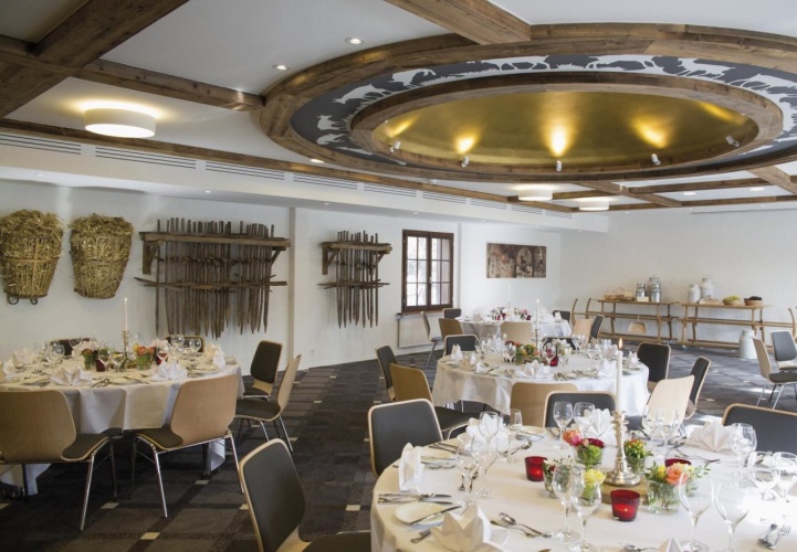 HUUS Hotel Gstaad photo 34