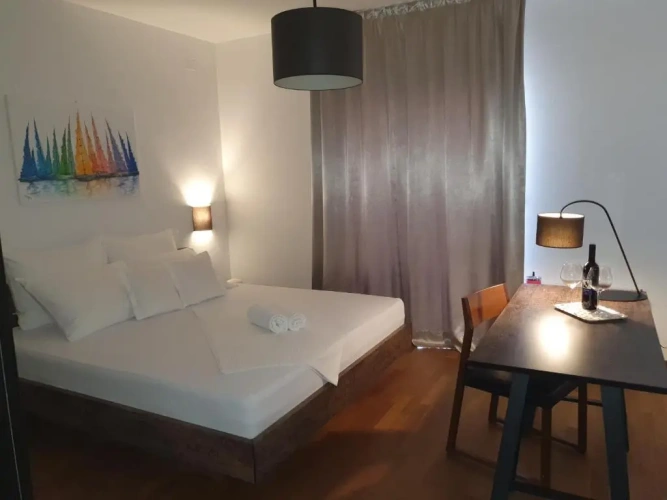 Standard Double room with city view