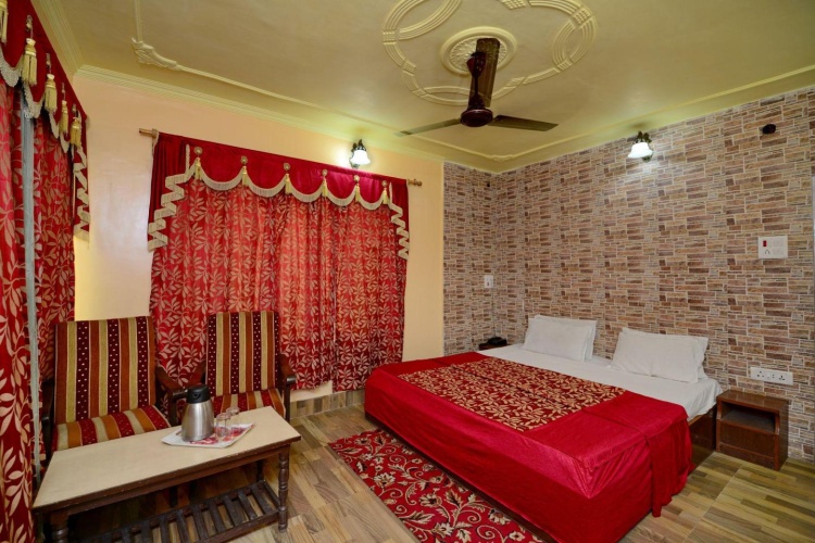Deluxe Double room with view