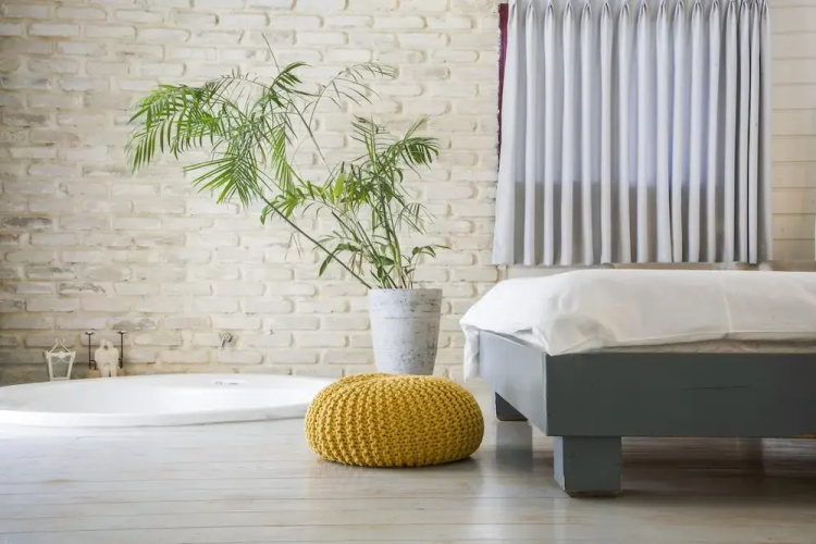 Eili Suites