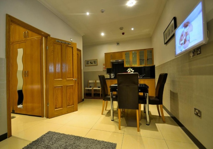 1 Bedroom Apartment