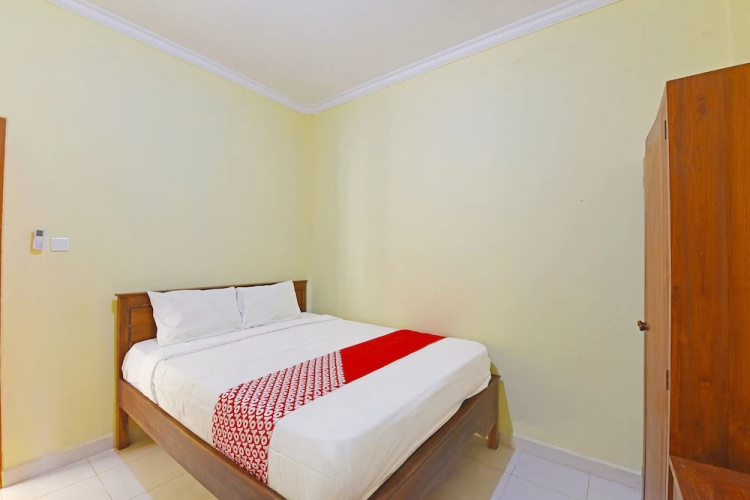OYO Life 90675 Ld Residence