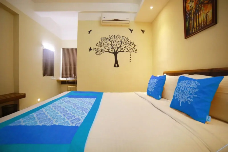 Platinum Inn by OYO Rooms