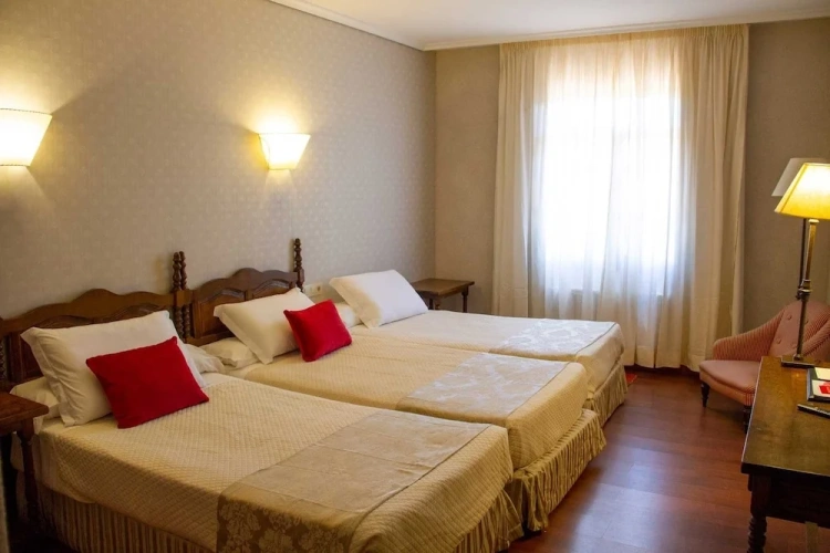 Classic Triple room